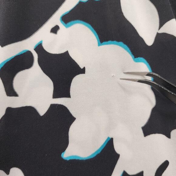 BCBGMAXAZRIA Skirt Womens S Black White Blue Floral Stretch Rayon Casual Pencil - Picture 3 of 11